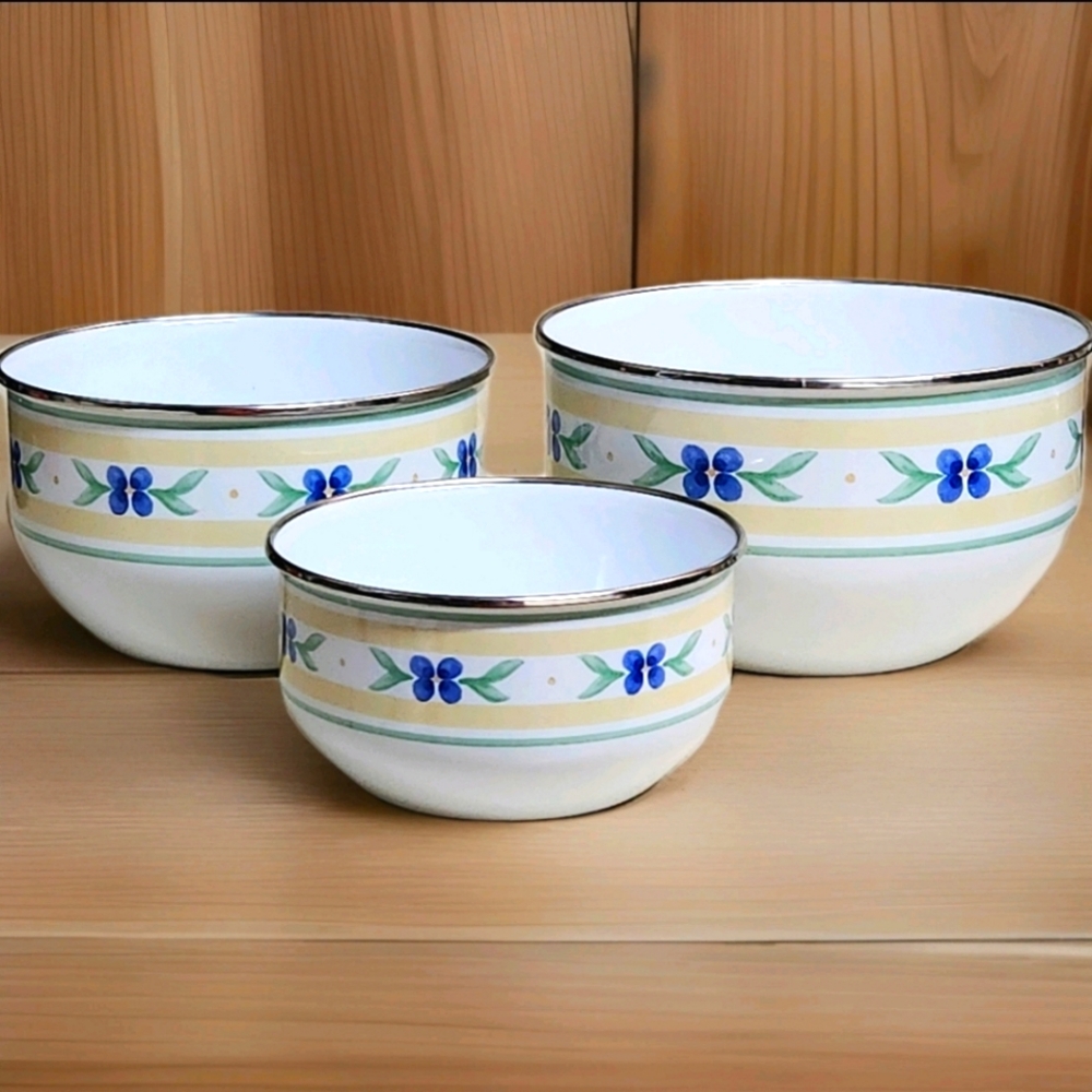 Pfaltzgraff “Summer Breeze” Metal Mixing Bowl Trio | Enamel Nesting Set